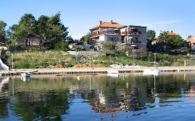 Seaside Apartments With A Swimming Pool Nin, Zadar - 6153